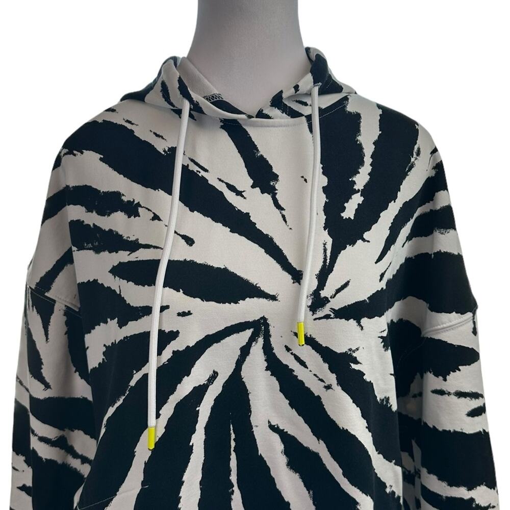 Fabletics Jasmine Side Slit Pullover Size Small B… - image 4